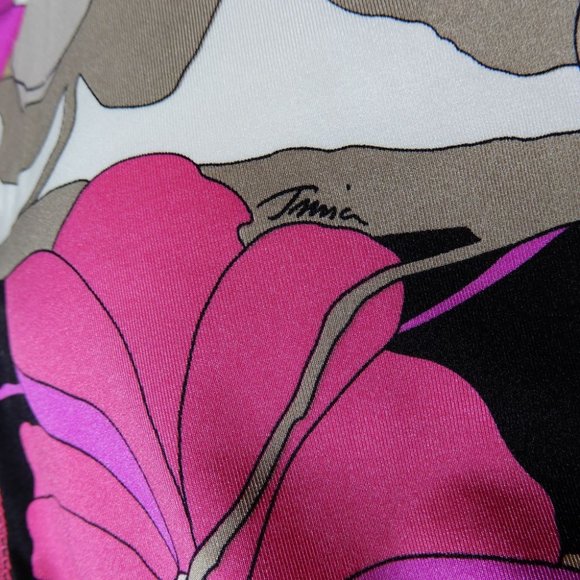 TRINA TURK Lynx Gemini Ruffle Off the Shoulder One Piece SWIMSUIT 4 Floral $162 - Picture 6 of 10